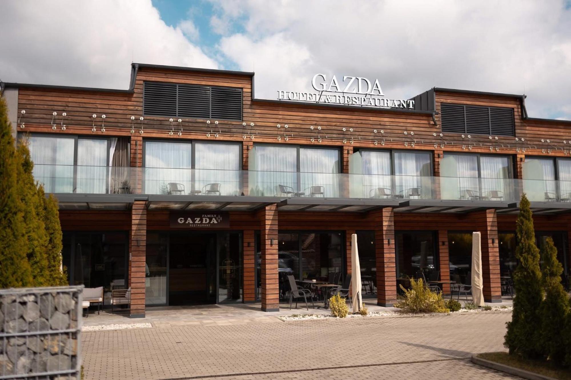 Gazda Hotel&Restaurant - Self Chek-In Jesenice (Pribram) Exterior foto