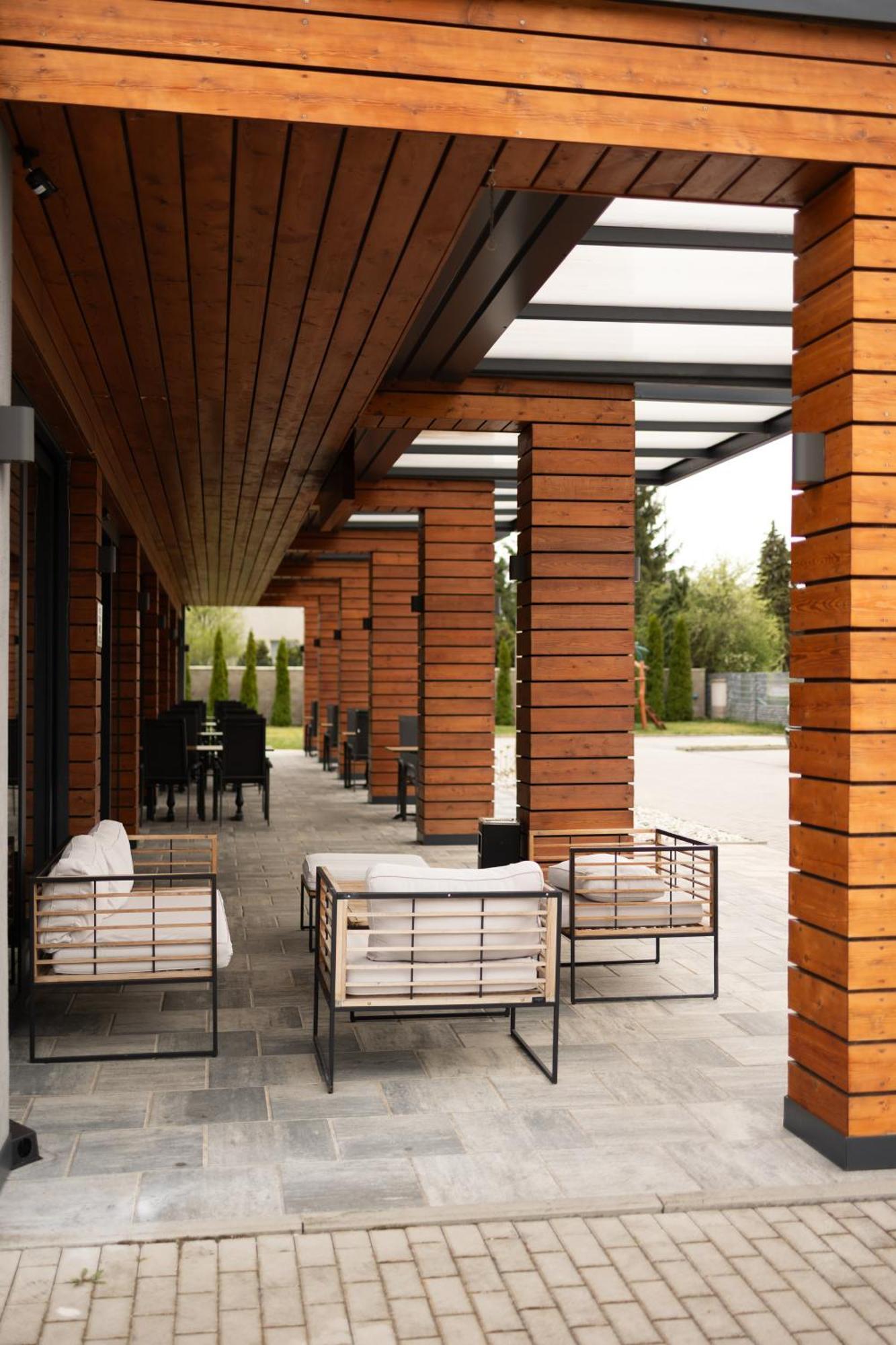 Gazda Hotel&Restaurant - Self Chek-In Jesenice (Pribram) Exterior foto